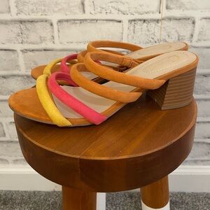 Women’s Comfort EST 1946 multicolor tube strap heels Size 7